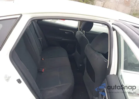 2014 Nissan Altima 2.5 S z USA, uszkodzony, nr VIN 1N4AL3AP9EC424538